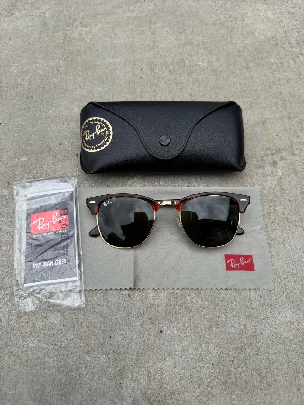 RayBan RB3016 Clubmaster Sunglasses Tortoise Gold Arista Frame G-15 Lens